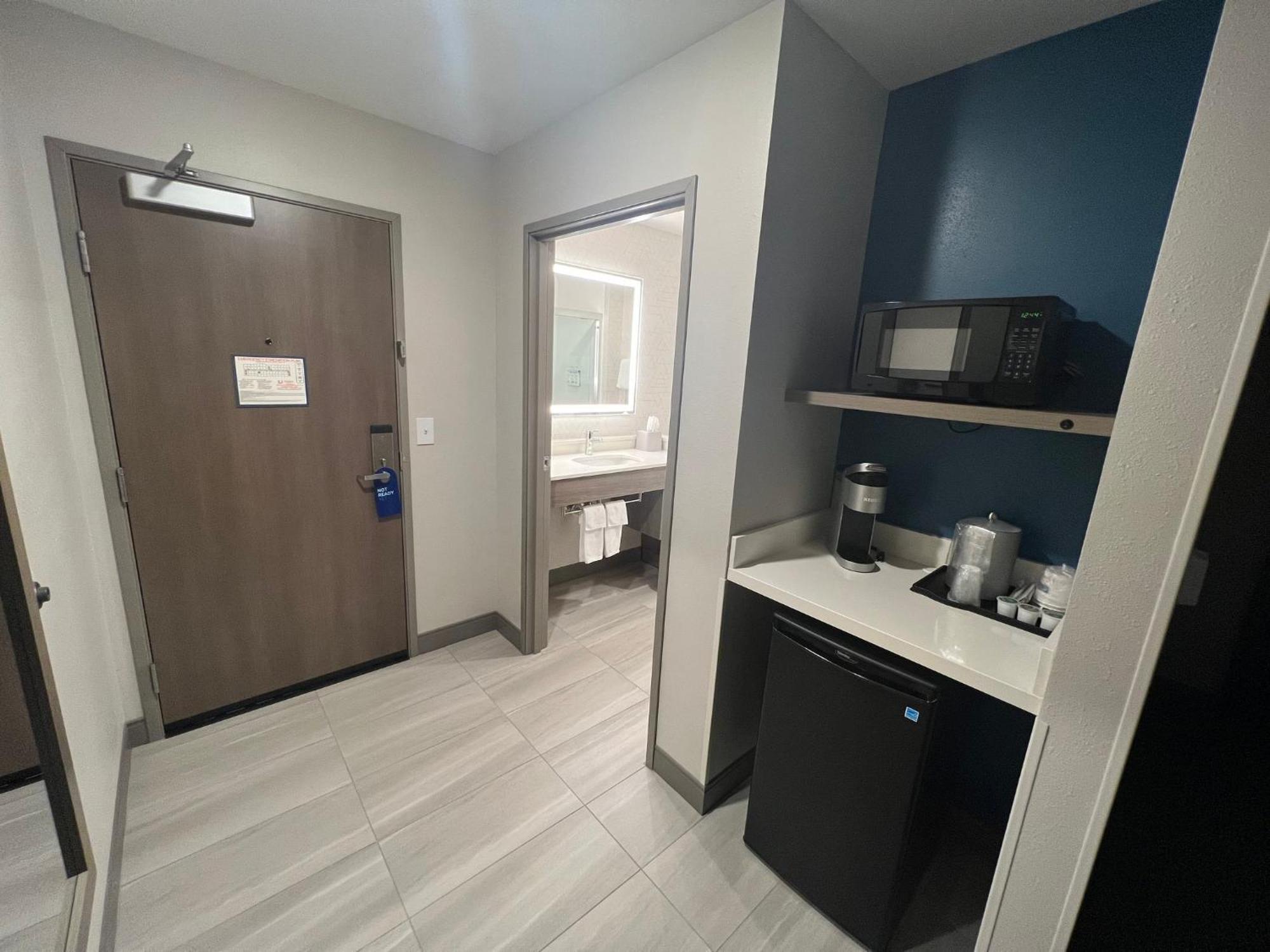 Holiday Inn Express & Suites - Tomah By Ihg מראה חיצוני תמונה